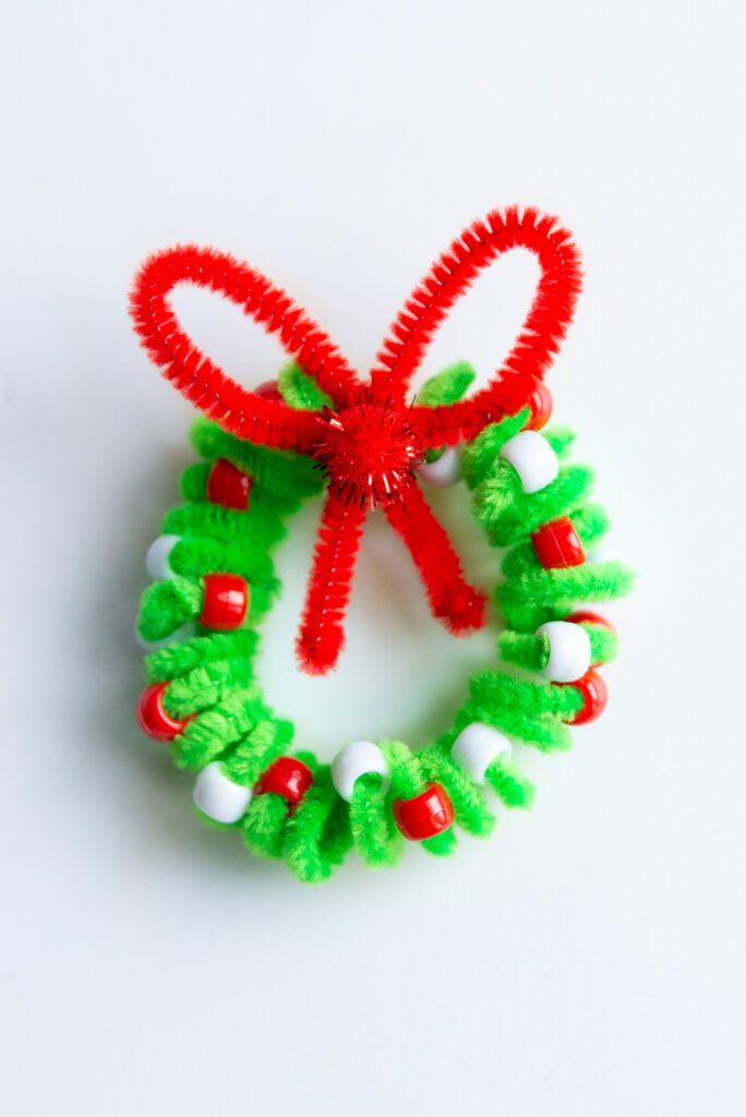 pipe cleaner wreath