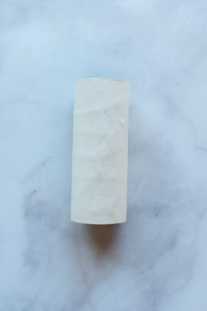 toilet paper roll snowman - body