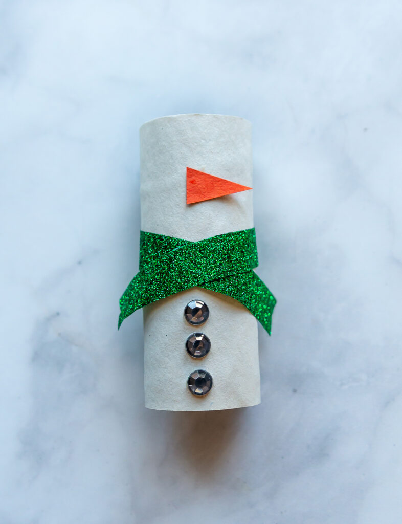 toilet paper roll snowman - nose